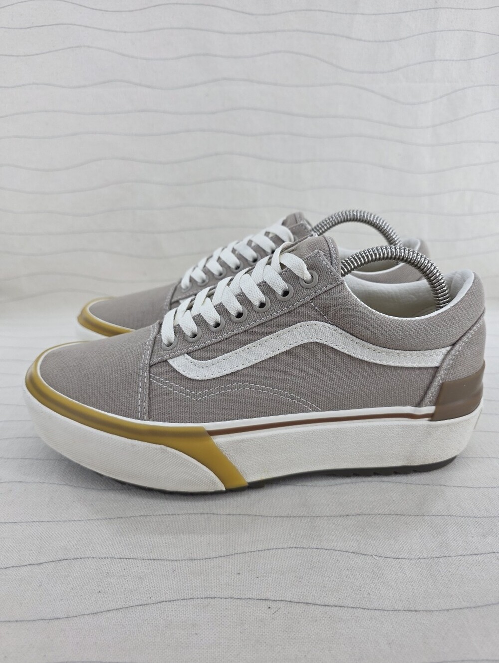 Vans Womens Old Skool Stacked Canvas Taupe Cream Platform Sneakers Shoes Size 9 - Picture 2 of 16